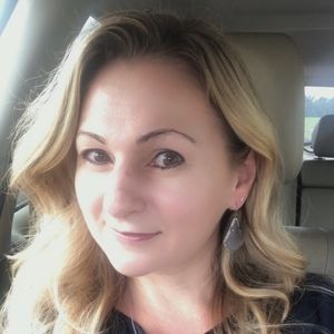 Meet your Posher, Stacy